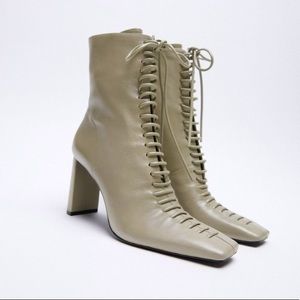 Zara lace up boots!